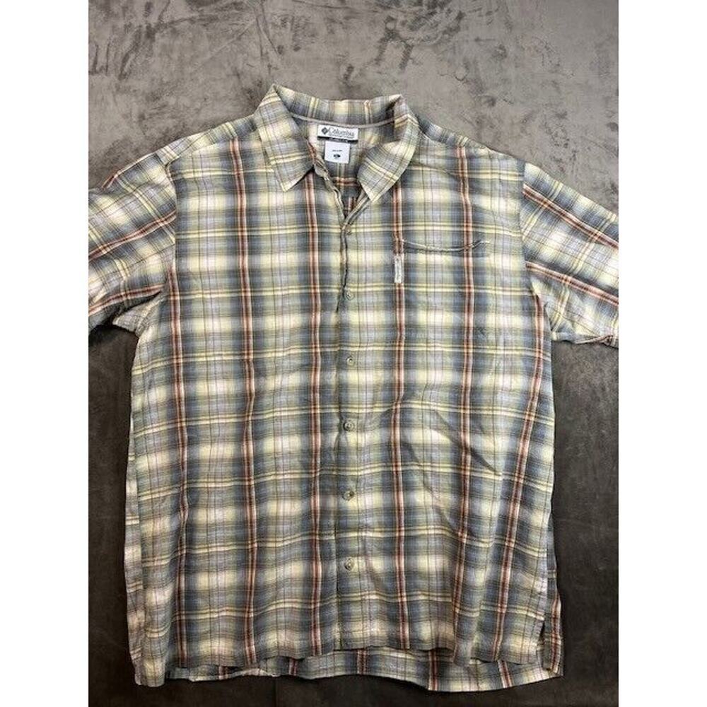 Columbia Men's XL Short Sleeve‎ Button Casual Shirt red green plaid